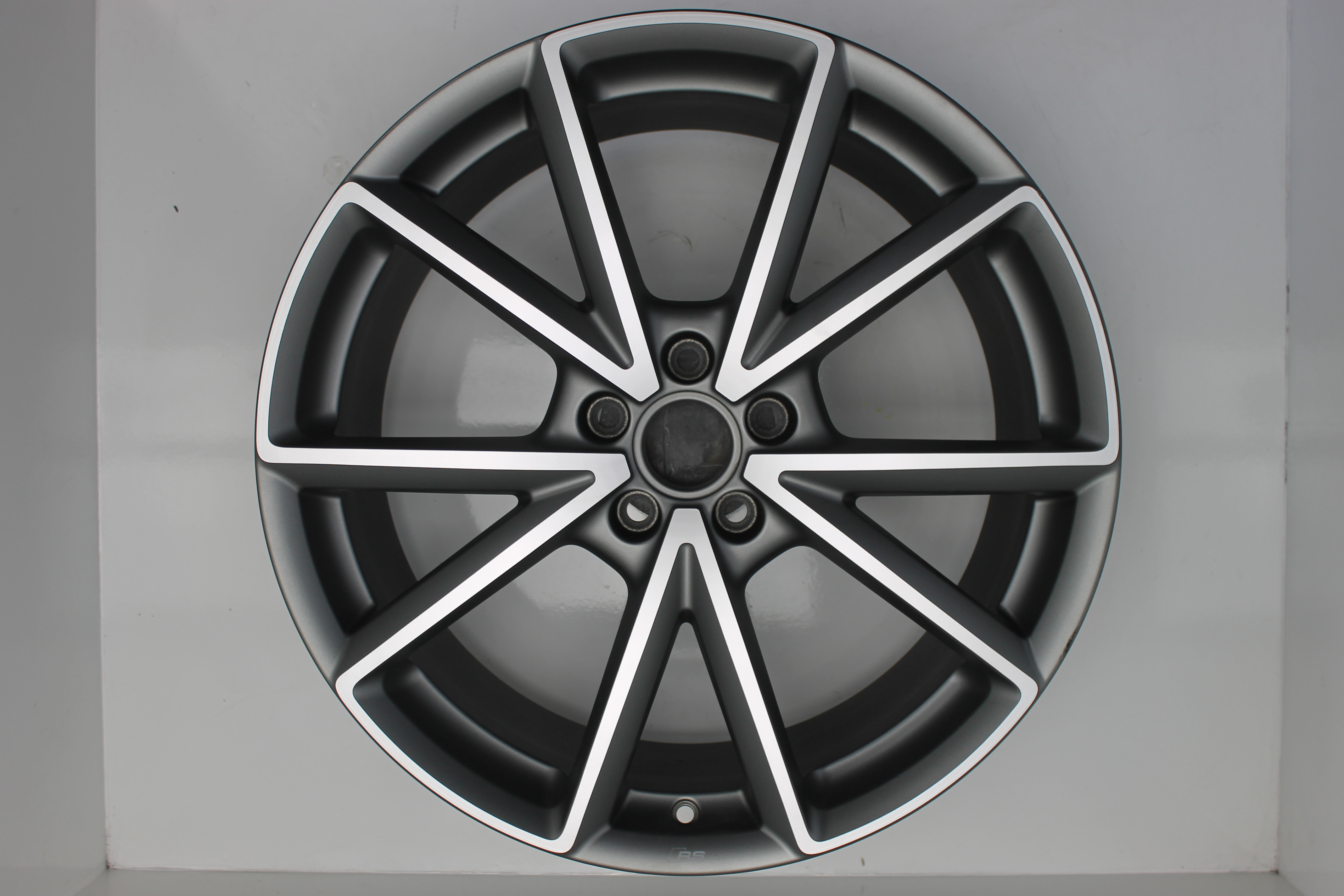 AUDI TT TTS 8S | AUDI TT | AUDI | Original Alufelgen | Reifenprofi.de ...