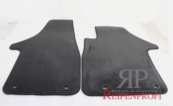 Original VW T5 2003 - 2019 Front Carpet Mat Set 7E6863011 DM1 RECHTSLENKER!!! MT3372